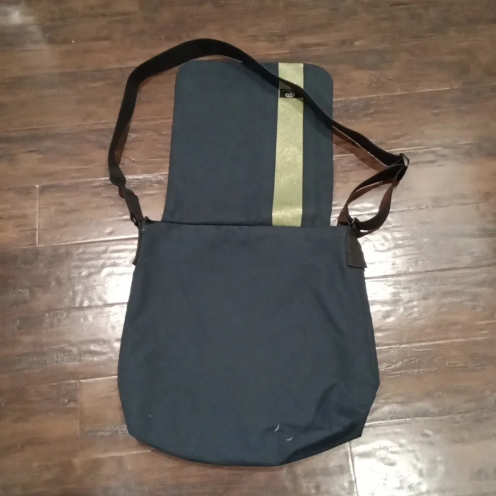 Navy Messenger Bag with Reflective Strip with Adjustable Straps